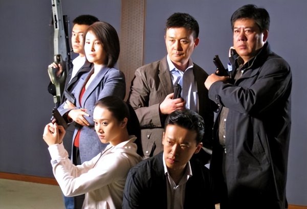 掌心策略 尺度炸裂！黄轩与影后在《命悬一生》飙戏，全网0差评爽翻了